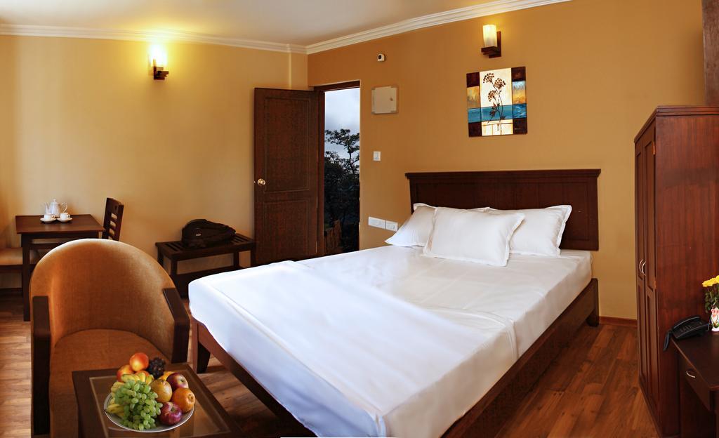 Century Grand Hotel Mananthavady Cameră foto